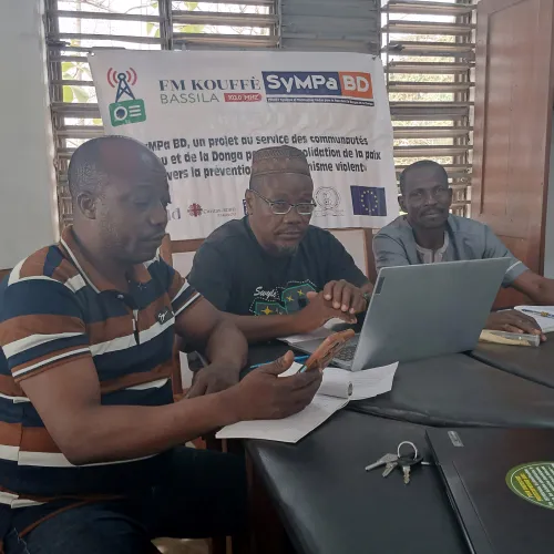 Fin de la formation des Journalistes et Animateurs de la radio FM KOUFFE de Bassila sur le graphisme et l'infographie