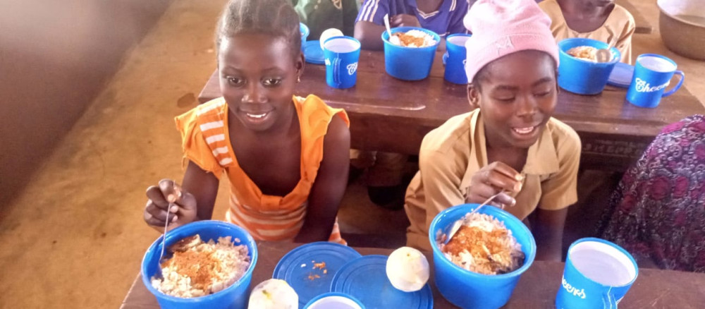 L'ouverture des cantines scolaires dans les écoles primaires publiques pour le compte de l'année 2024 2025 est déjà une réalité. Les premiers repas chauds ont été servi dans les établissements concernés par le Programme National d'Alimentation Scolaire